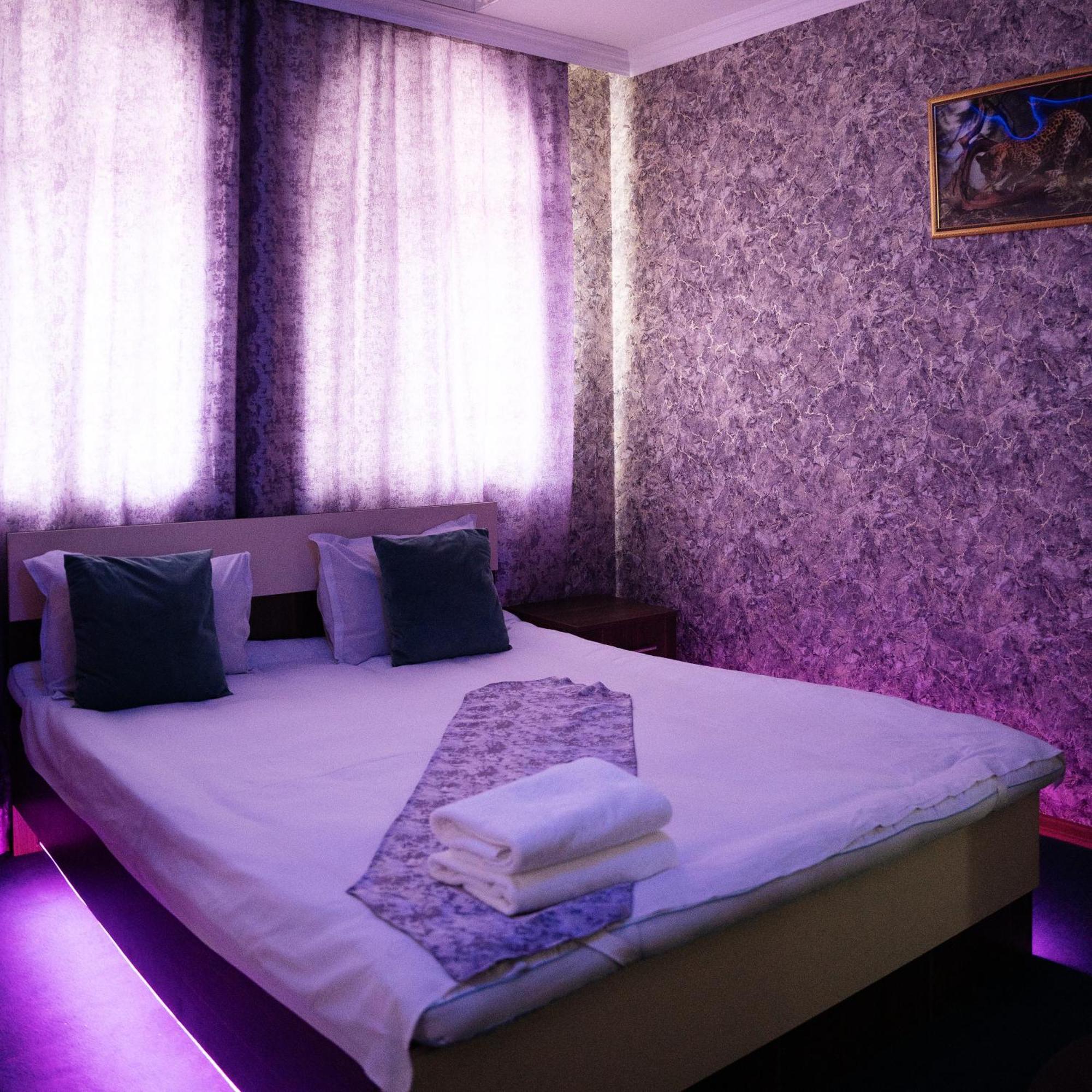 Istanbul Hotel Баку Екстериор снимка