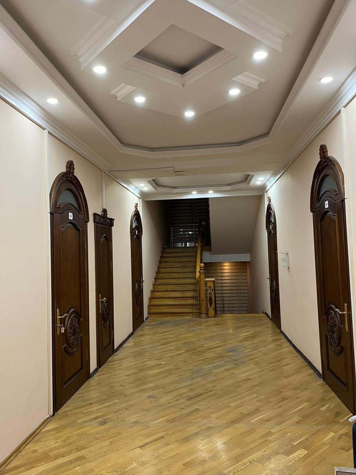 Istanbul Hotel Баку Екстериор снимка